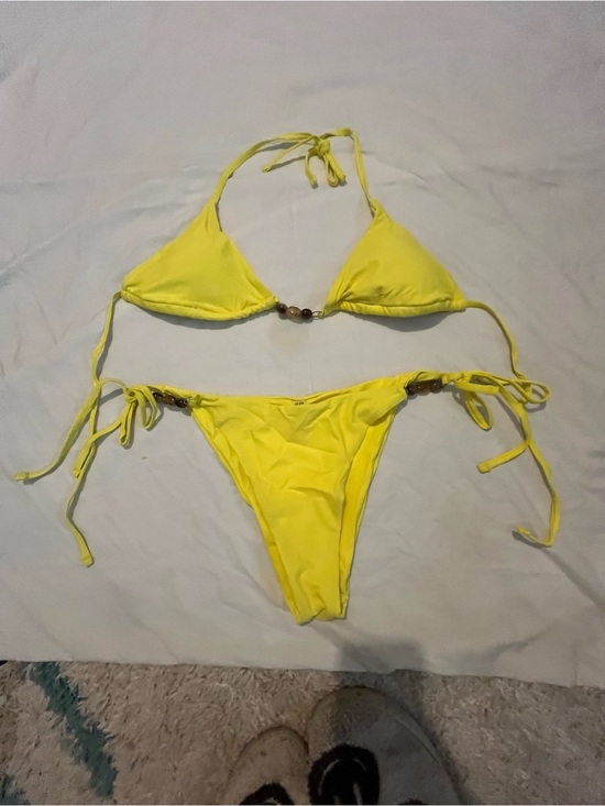 SHEIN Other - SHEIN Neon Yellow Tie-String Bikini Set